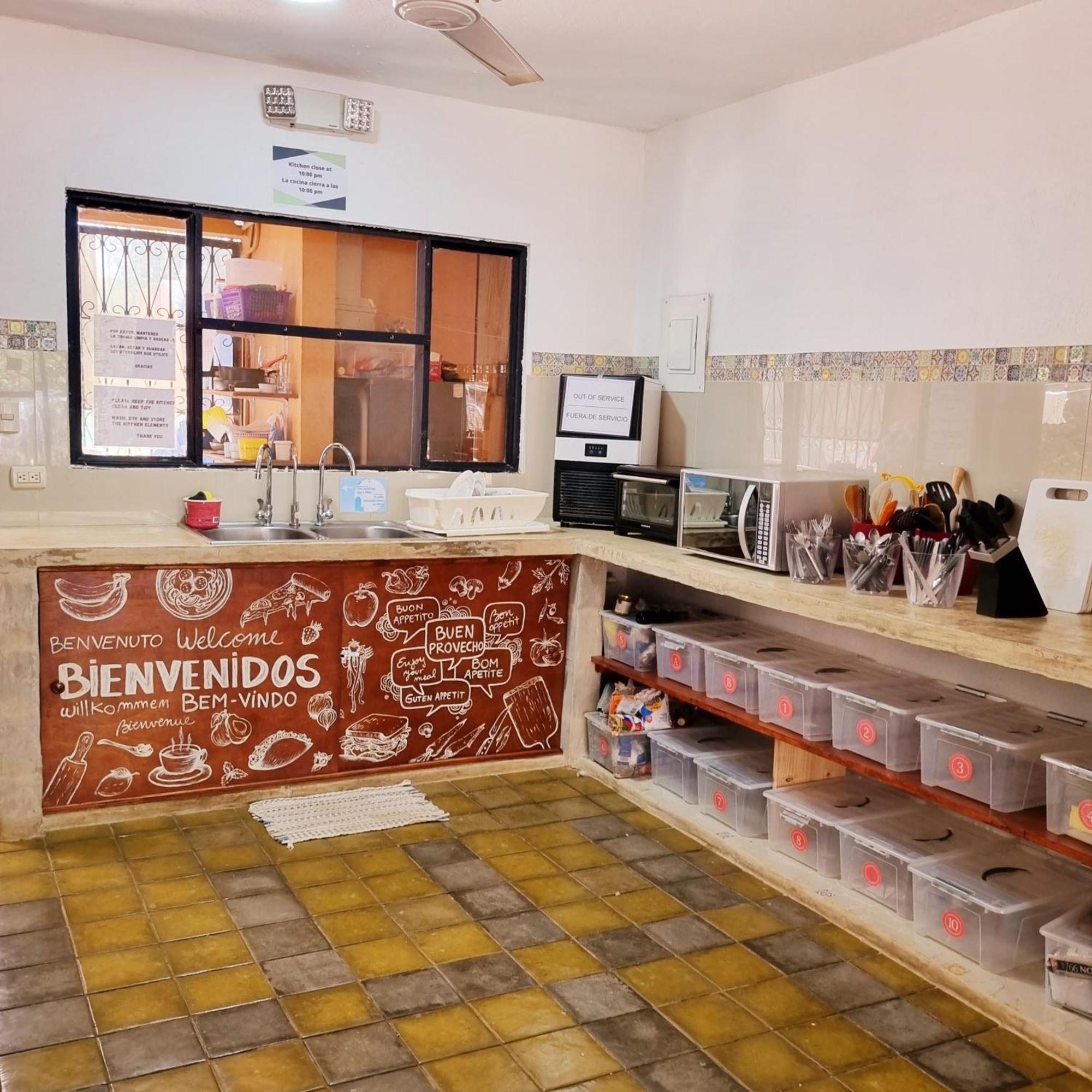 Casa Pura Vida Surf Hostel - Tamarindo Costa Rica 外观 照片