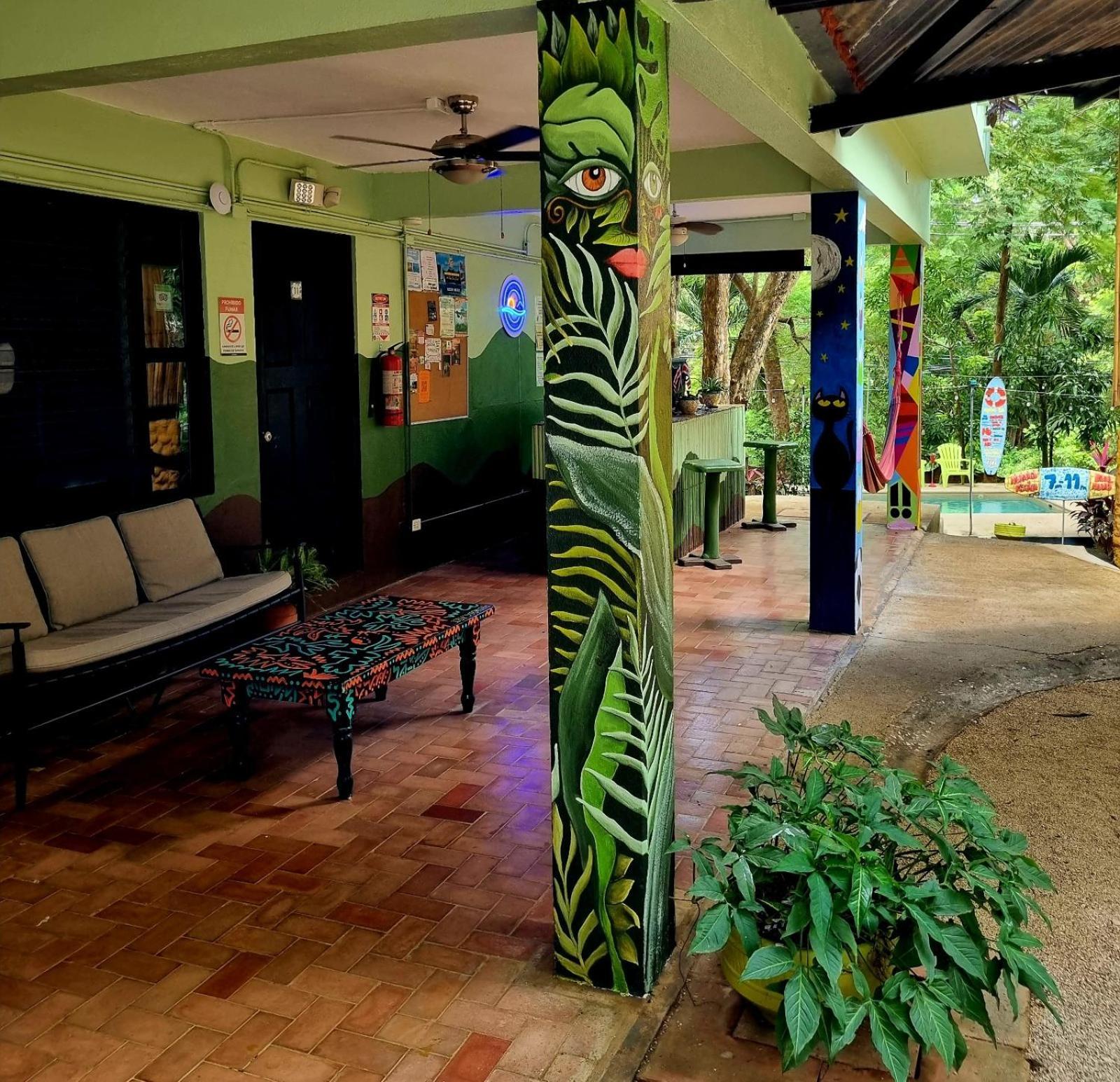 Casa Pura Vida Surf Hostel - Tamarindo Costa Rica 外观 照片