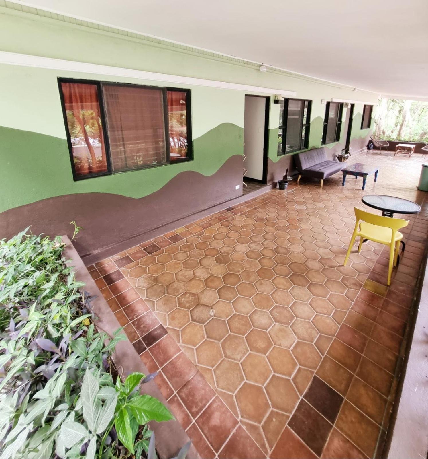 Casa Pura Vida Surf Hostel - Tamarindo Costa Rica 外观 照片